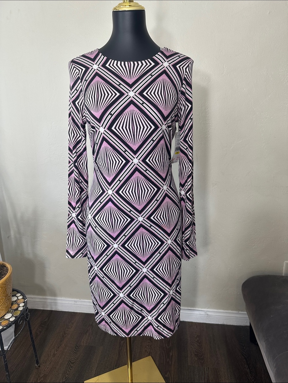 Karen Kane Black, White & Pink Geometric Long-Sleeve Sheath Dress